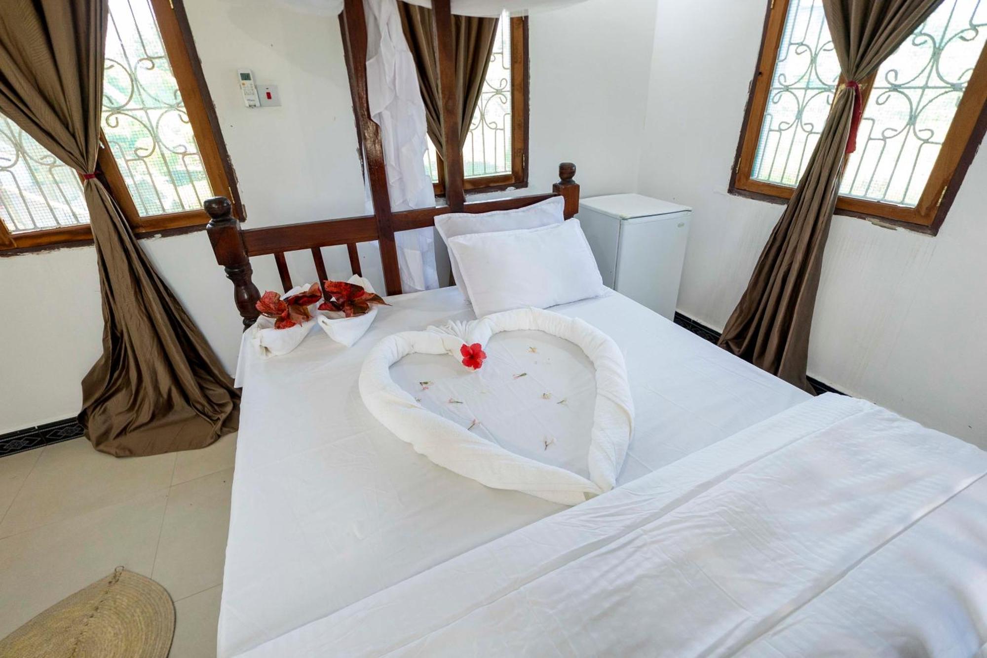 Mangapwani Beach Villa Fujoni エクステリア 写真
